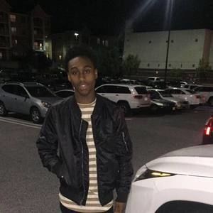 Meet your Posher, Pierre